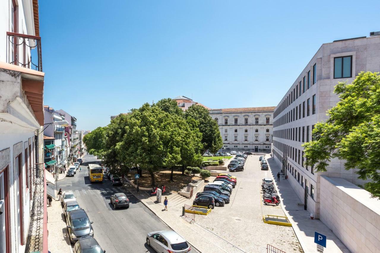 Sweet Inn Apartment - Sao Bento Lisbon Luaran gambar