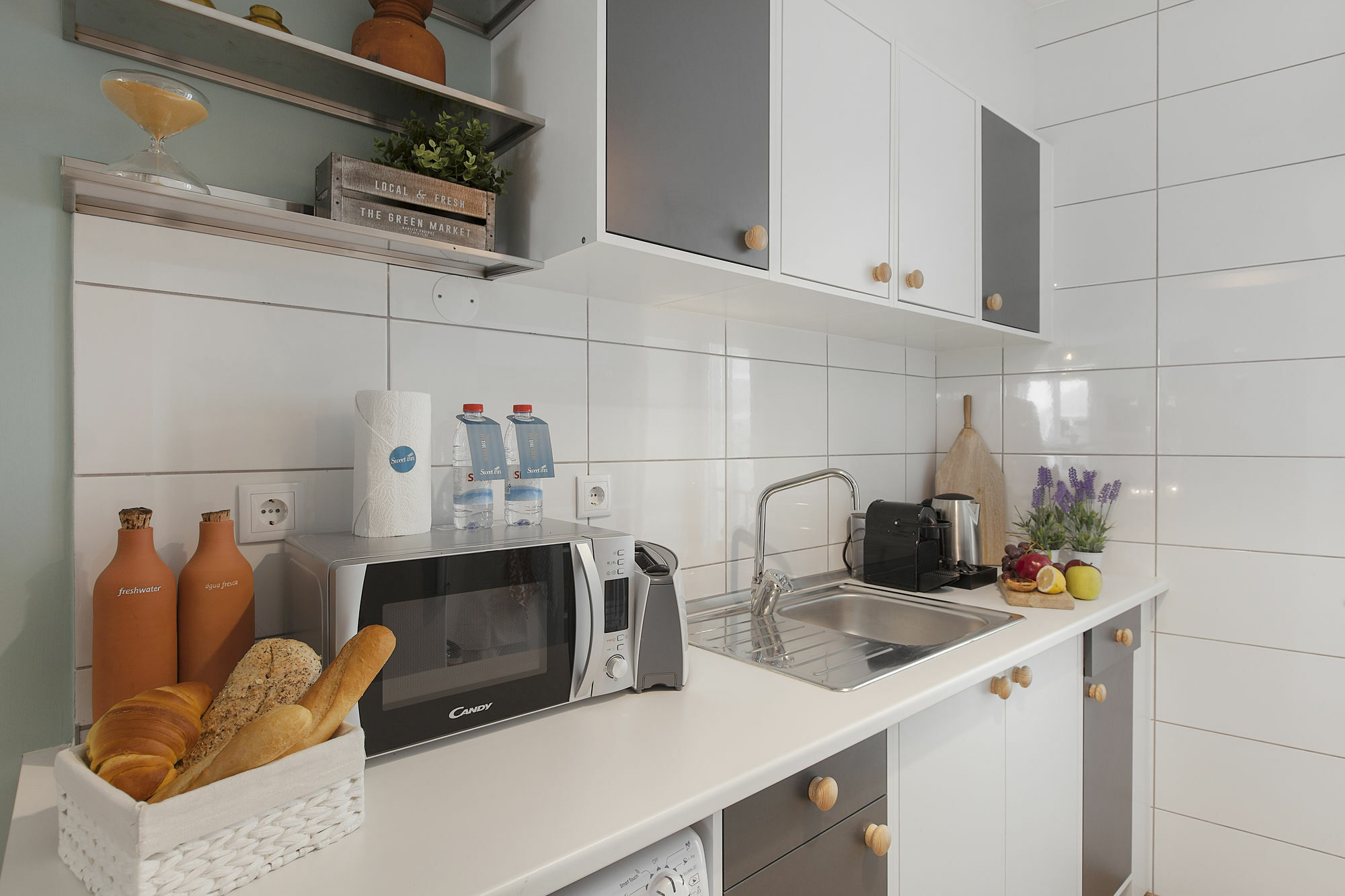 Sweet Inn Apartment - Sao Bento Lisbon Luaran gambar