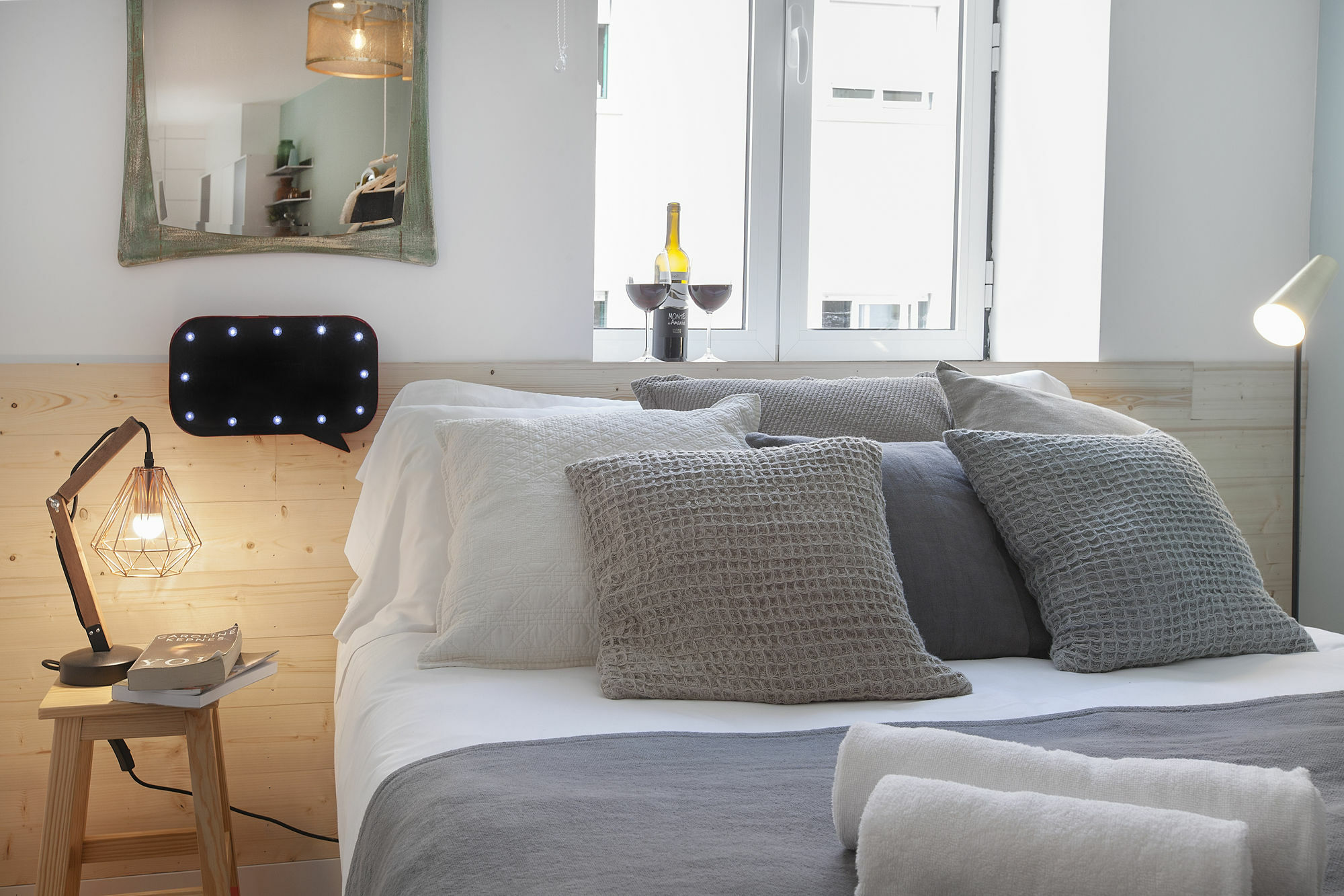 Sweet Inn Apartment - Sao Bento Lisbon Luaran gambar